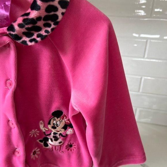 Disney Minnie Mouse Pink Sweater with Leopard Print Minnie Makeup Theme Size 2 - Picture 1 of 5